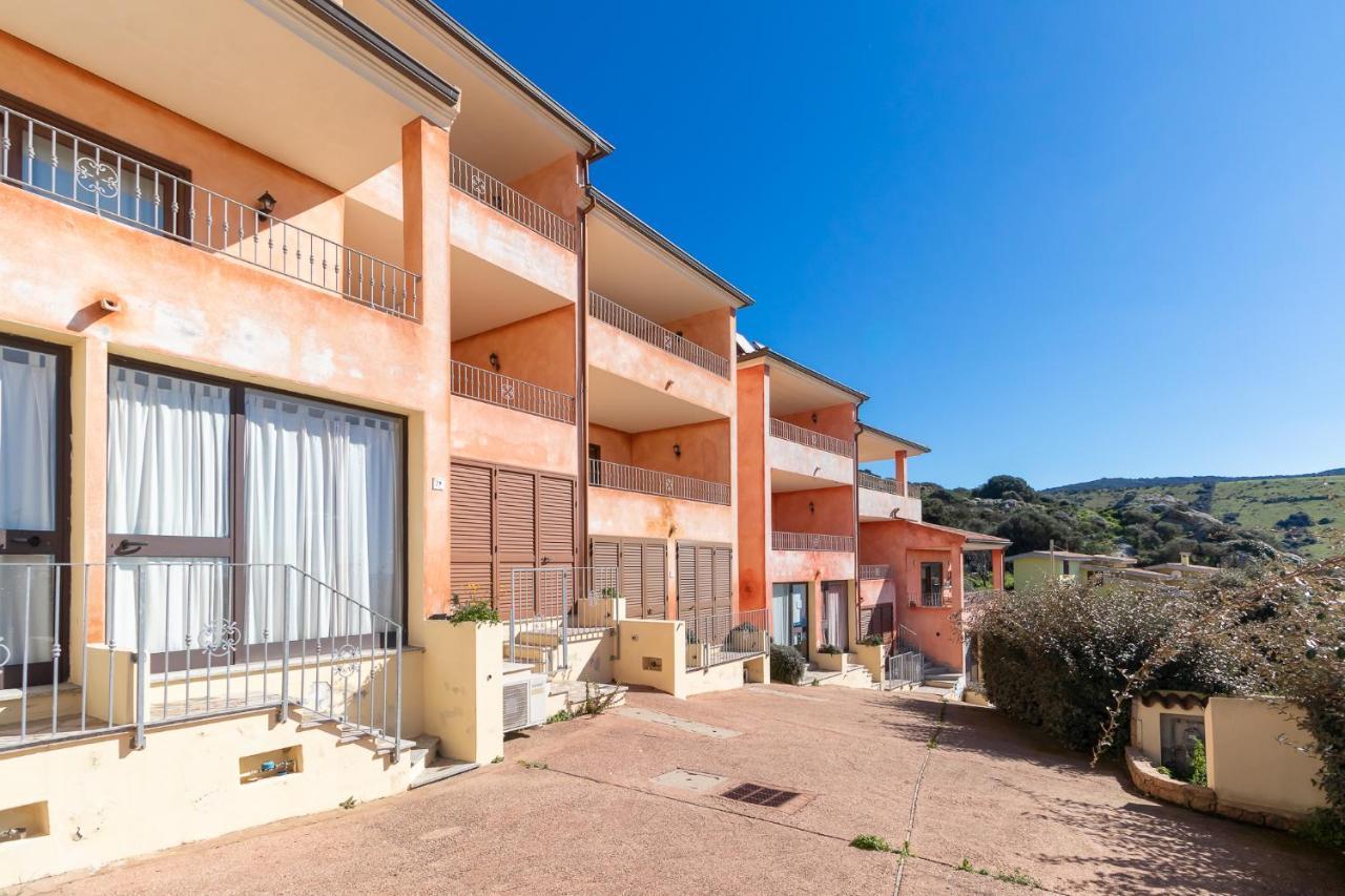 Residence Pala Stiddata With Panoramic Swimming Pool Trinità dʼAgultu Exterior foto