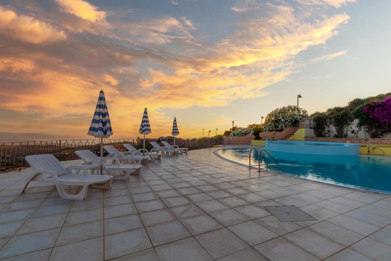 Residence Pala Stiddata With Panoramic Swimming Pool Trinità dʼAgultu Exterior foto