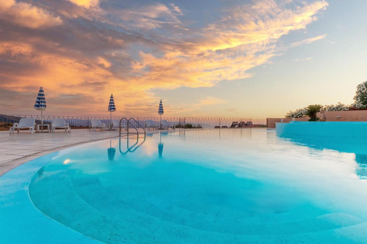 Residence Pala Stiddata With Panoramic Swimming Pool Trinità dʼAgultu Exterior foto