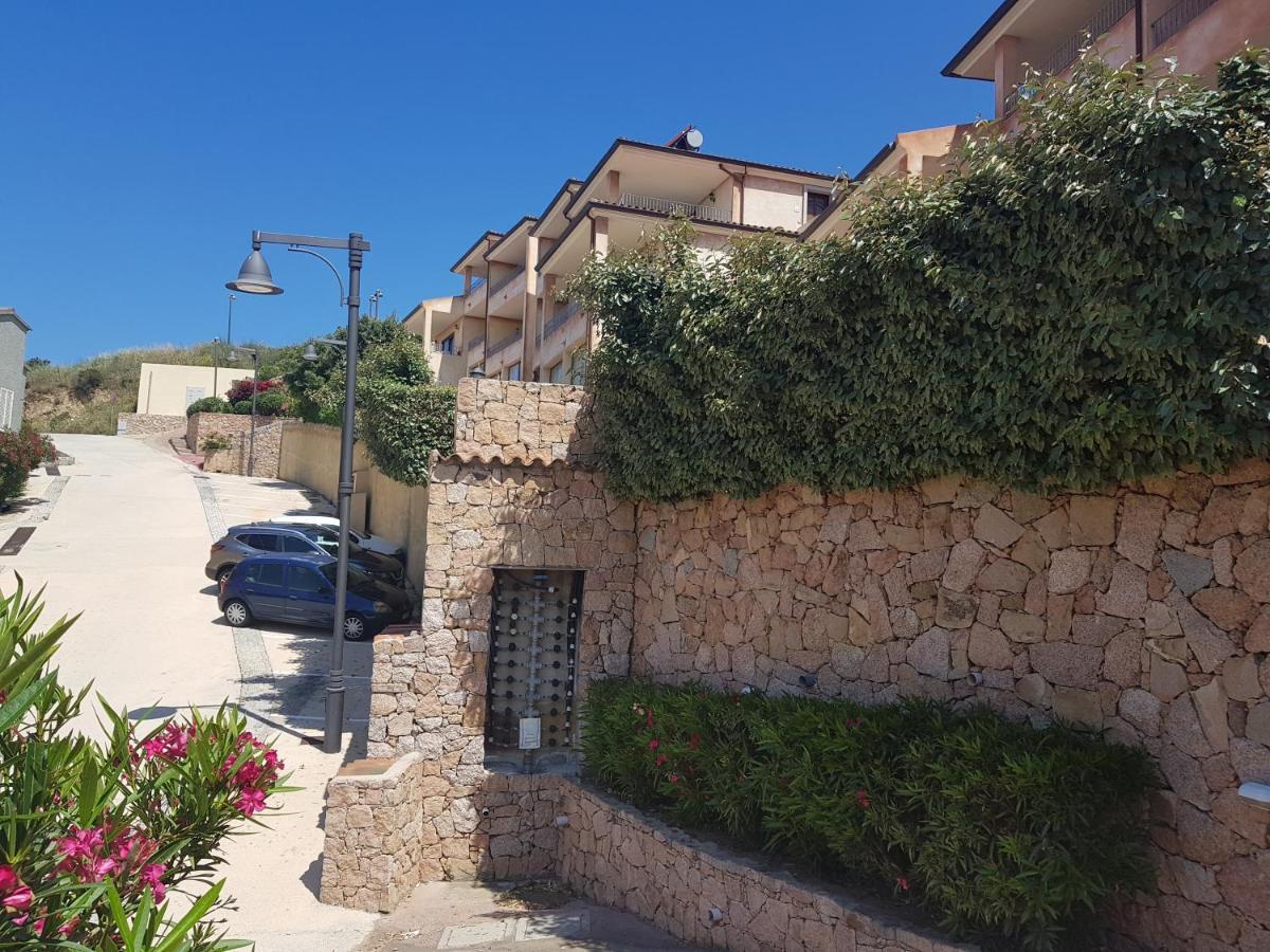 Residence Pala Stiddata With Panoramic Swimming Pool Trinità dʼAgultu Exterior foto