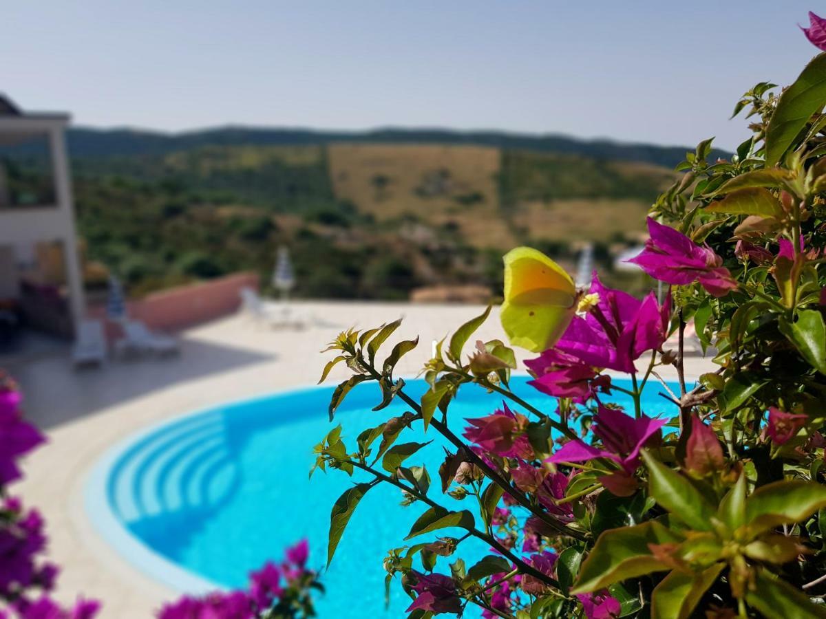Residence Pala Stiddata With Panoramic Swimming Pool Trinità dʼAgultu Exterior foto