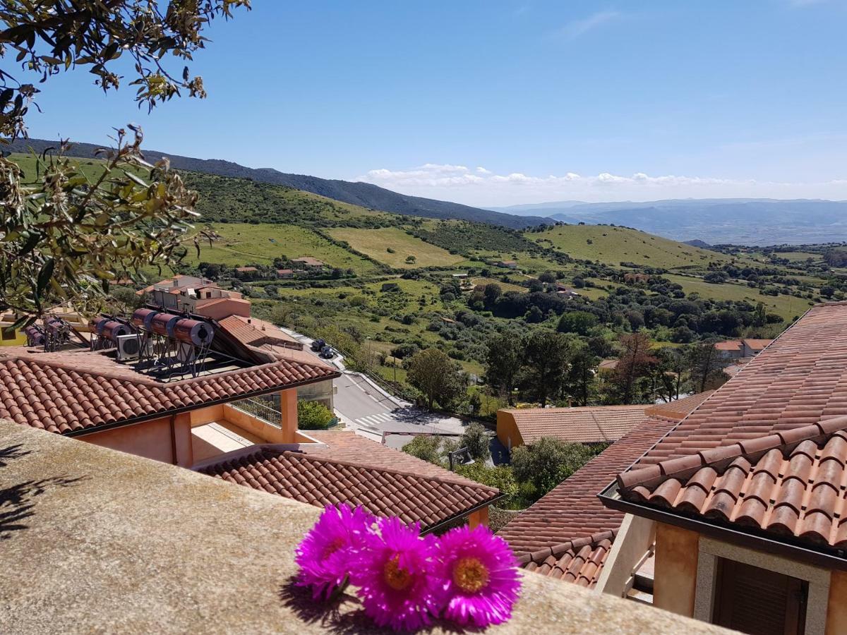 Residence Pala Stiddata With Panoramic Swimming Pool Trinità dʼAgultu Exterior foto